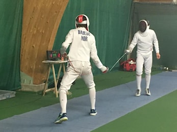 Njårds Fektings kadettfekter Benjamin Dahlbo nærmer seg Europatoppen